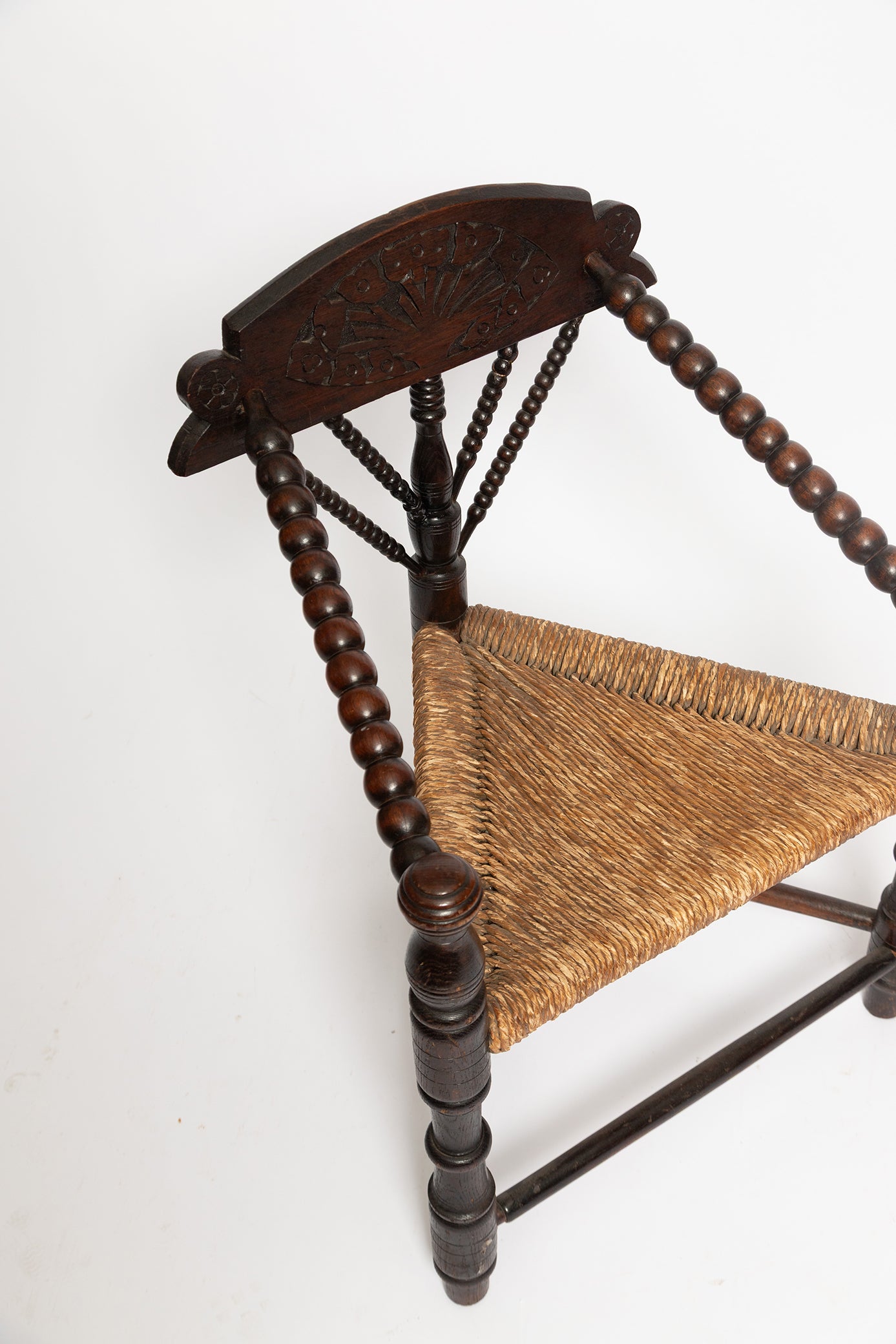 Worpswede Armlehnstuhl mit Original Rush Weave & Kiefernholz, 1925