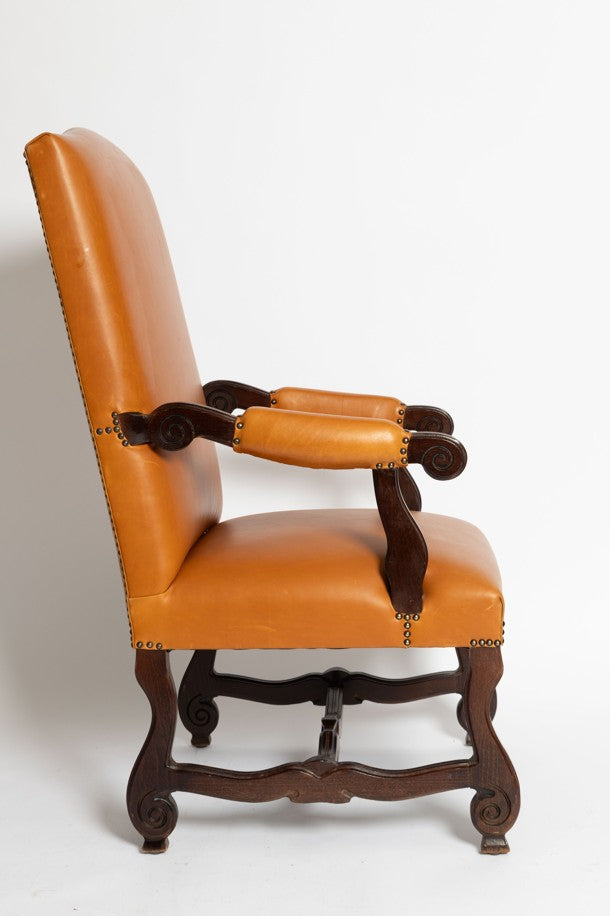 Antiker Italienischer Kaminsessel mit Fußhocker aus Eiche, 1895, 2er Set